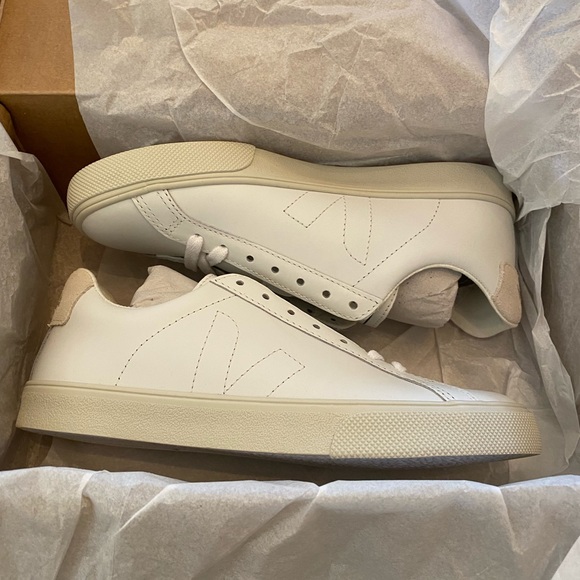 Brand new Veja Esplar - Picture 4 of 8